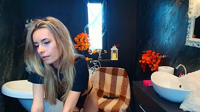 RoxanneJoy - put me doggy between the sinks and fuckm