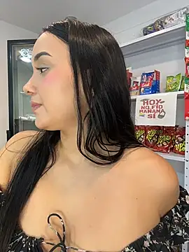 Sara-cherry