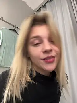 ValenciaShock - AHEGAO+ NAKED BOOBS