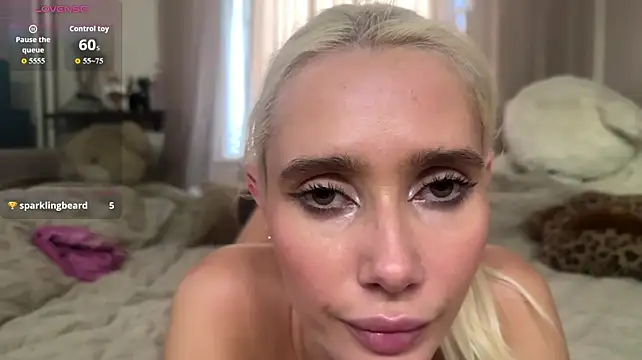 FloriaMinteer - squeeze my titss