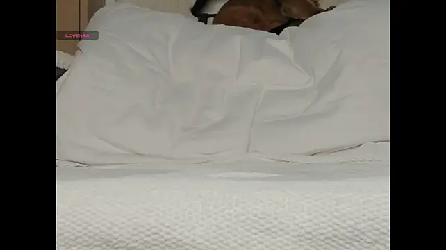 ElunorLIve - spread my pussy