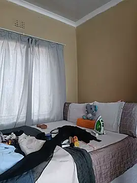 SexyBooty_xx - buy me a web cam daddy