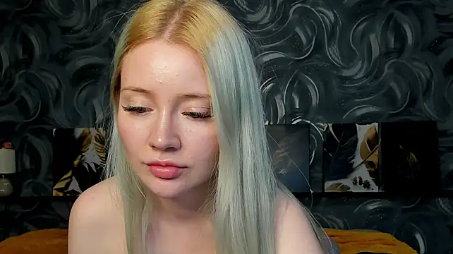 Lillie_Berry - 🎀 i lick my feet for you 🎀