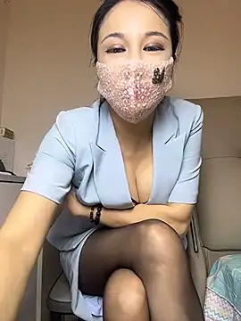 TopAlice566 - 裸露美胸1分钟