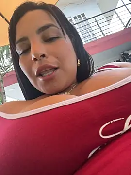 Sara-Vegaa - TITS OUT SUCKING NIPPLE IN PUBLIC