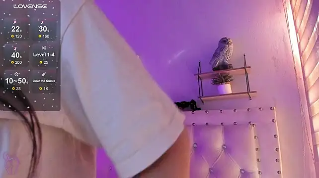 Nova_hh - spanks boobs x3