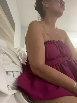 TheDime - Squirting shower show