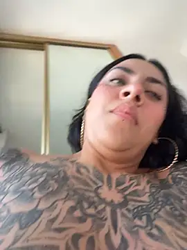 AlaskaBabe - TRY TO MAKE ME SQUIRT BEFORE GOAL💦💦