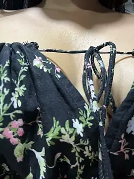 Sara-cherry - bouncing tits 🍒