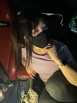 Xiao-mo520 - 美导老师下班兼，户外偷玩小粉，刺激，超敏感体质，完成目标脱一件衣服