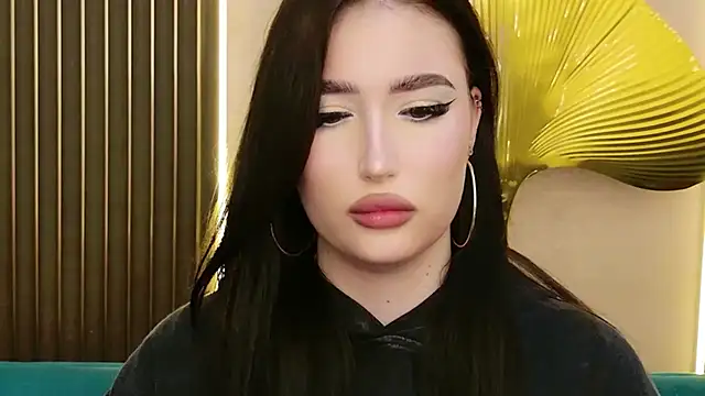 EmmaLawrens - very deep throat 23cm
