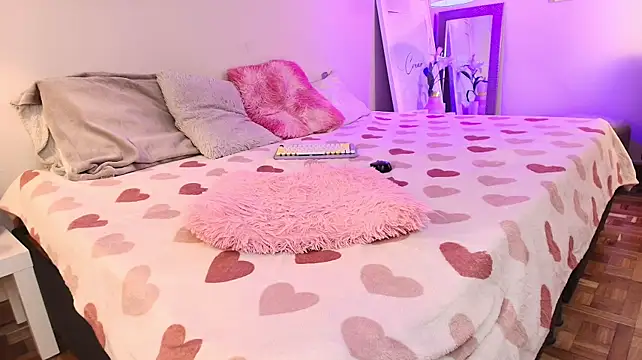 Sweett_Amaranta1 - rub pussy in doggy