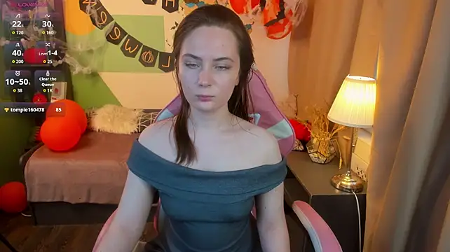 Melissa_Reyes_ - oil show with boobs
