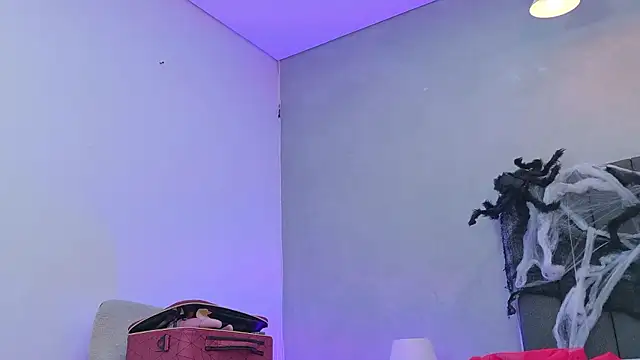 Kendra_london - 🎃🍭 Show Naked 🎃🍭