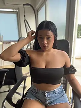 Lola_sweeet18 - Show ass + spanks