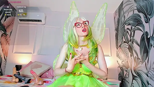 Hada_Magica - show tits + boucing 😈🍒