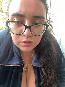 CurvyyMomy - Naked
