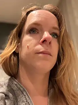 SexyMilf_1987