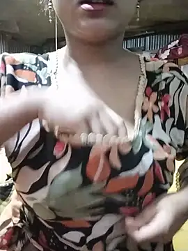 Jara_210 - Boobs show
