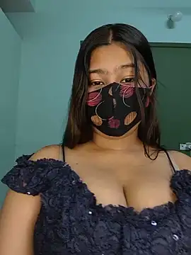 YOUR_GF_ - Show boobies 🥵