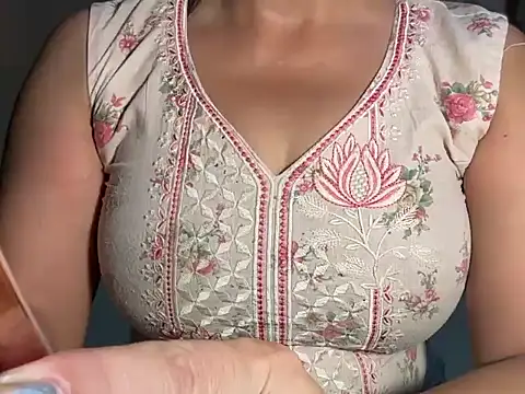 Simran_147 - Fingering in pussy 5min