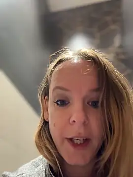 SexyMilf_1987 - Pussy Finger 5 min