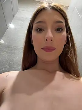 LilluKatten - show wet pussy in public 🍓