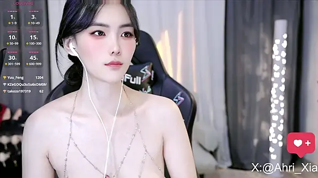 Ahrii_yan - 嗯~~把玩具塞进来吗~~🥵