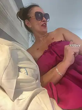 TheDime - Squirting shower show
