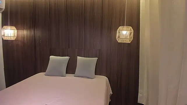 Ana_beckett - PLAY WITH MY PUSSY WET JUICY💦😍