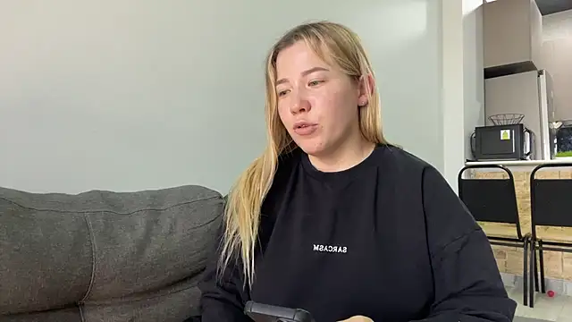 Alyrasun - suck boobs + pull nipples