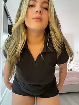 Cloee_Rainbow1 - CLOSE CAM Asshole 🔥 lick me 🤤🫣