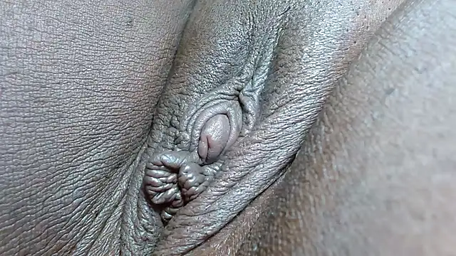 Morenahott1