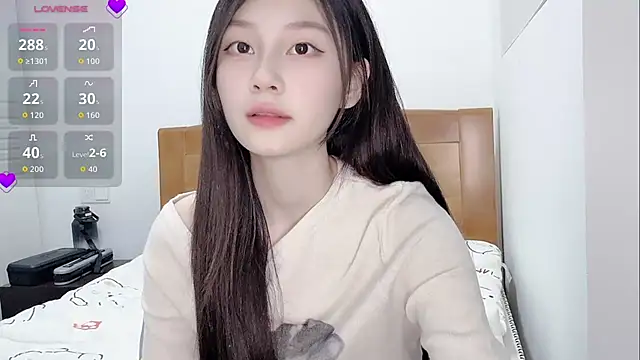 Lris-Beauty - 卡卡闪亮登场，欢迎哥哥们咨询pvt和c2c，下周涨价~