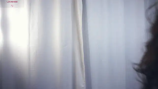 LashundaBudzik - crazy lower my shorts+show color panties
