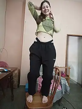 Lucecitafantasy2 - Cola masaje en 4