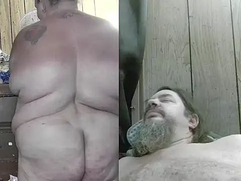 Ladylynn13 - Lynn Gives Shadow a BJ