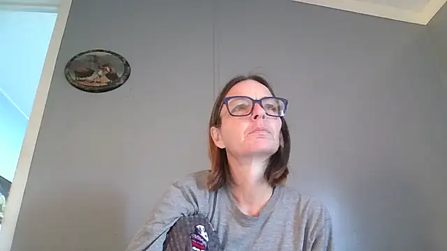 Bamalove80 - footjob on dildo