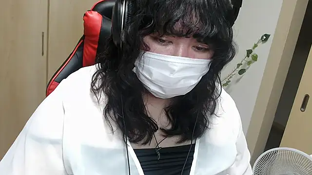 Ayane99 - セクシーコスプレ生着替え