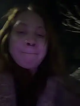 SlavicCandy - flash pussy in public street