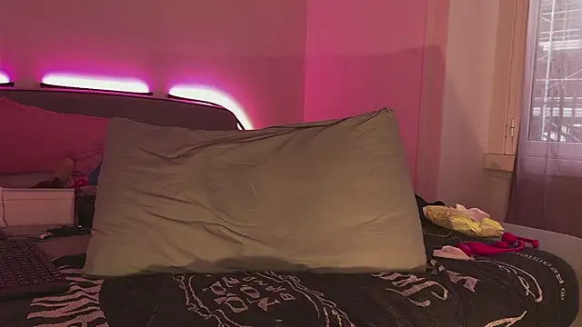 _licoricepizza_ - CUM!!!!