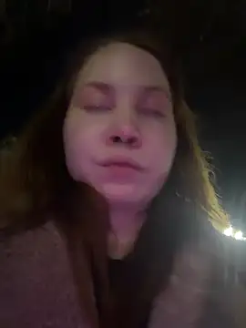 SlavicCandy - flash boobies in public WC