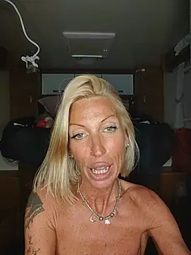 Weloveblue - Squirt 💦 LT 5min comtrol domi