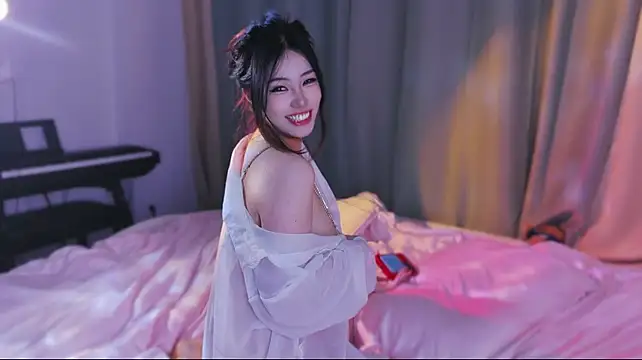 Serendipity-01 - 撕掉胸贴全身精油诱惑5min