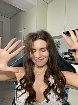 CurlyLara - 🔥Make me cum+VIDEO FOR LAST TIP