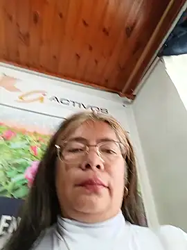 __valentina18 - Expand my creamy pussy