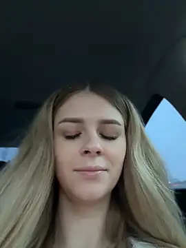 Love_Bri - Tease my pussy, drive me crazy