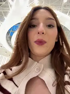 LilluKatten - LOTS OF SQURT IN UNISEX RESTROOM! 💦💦💦