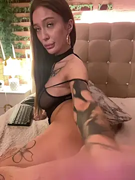 AlishaRuby - ride dildo