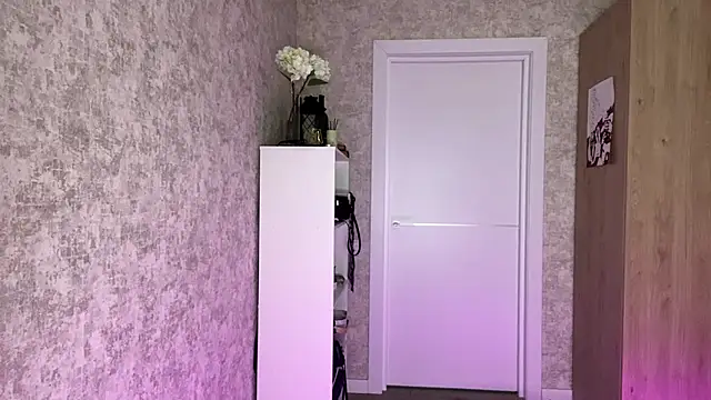 ShantellBuhrman - Make my boobs bounce along